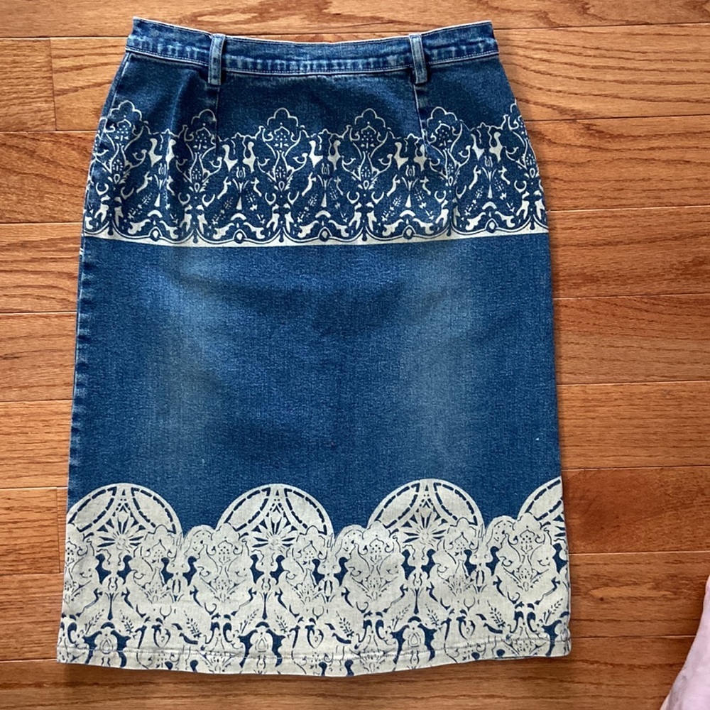 🎊🥳Host Pick💛🍾Rare Tristan & Iseut painted denim skirt size 2